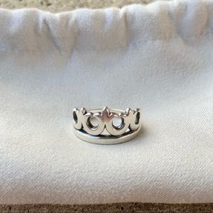James Avery Crown Ring